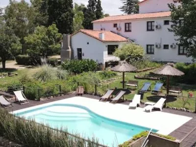 Hotel Los Reartes y Cabañas Consentidos Cabins  in  Los Reartes