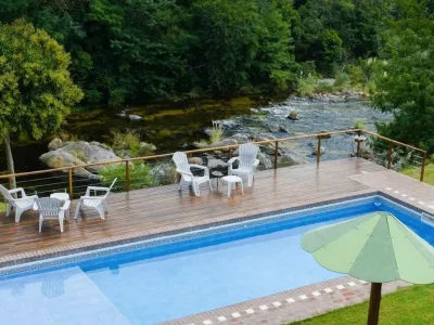 Río Del Medio Cabins