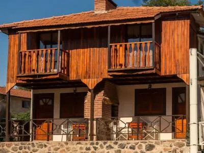 Sumaq Kay Sol & Río