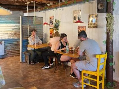 Restaurants Restaurante La Moza