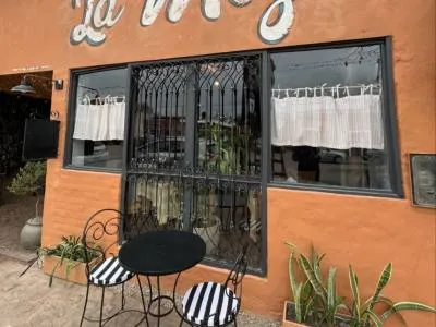 Restaurants Restaurante La Moza