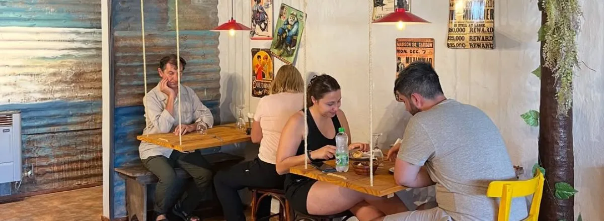 Restaurants Restaurante La Moza