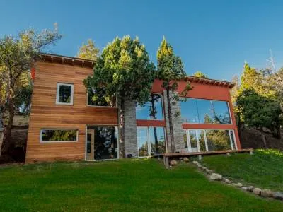 Barrancas de Quilquihue Cabañas 3 estrellas  en  San Martín de los Andes