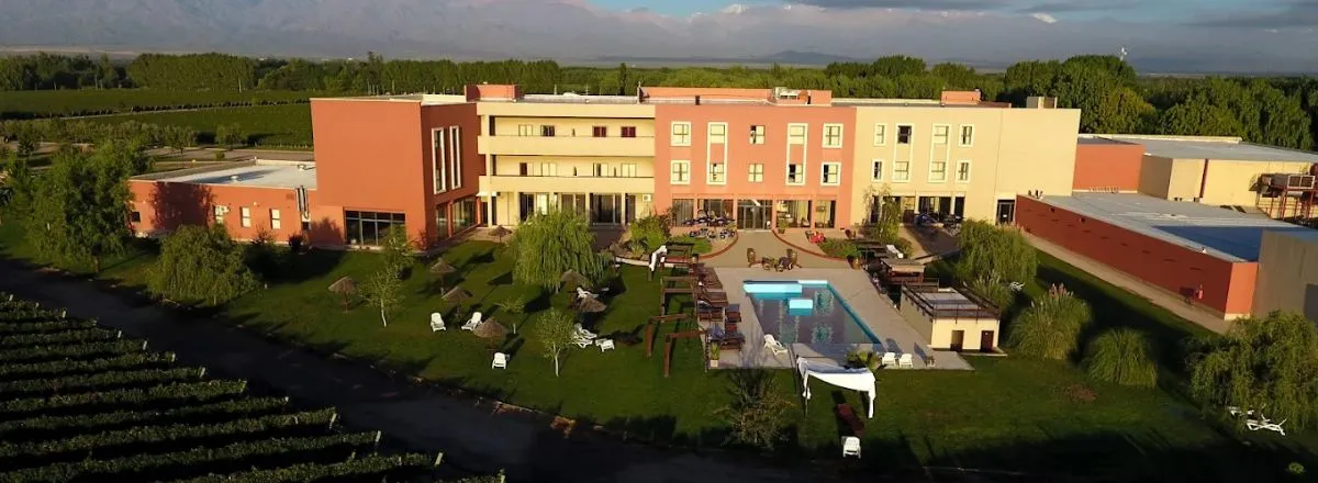 4-star Hotels Fuente Mayor Hotel Resort & Casino