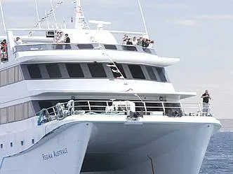 Regina Australe Sea Outings  in  Puerto Madryn