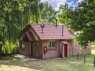 Cabañas Del Pastizal