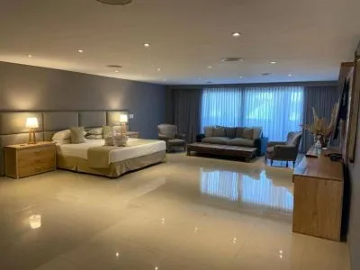 4-star Hotels Howard Johnson Ezeiza