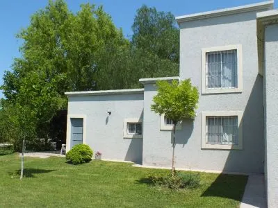 El Abrazo Cabins Cabins  in  Cañón del Atuel - Valle Grande