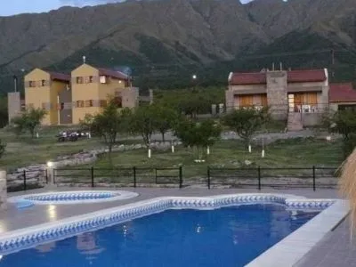 Romval Cabañas  en  Carpintería