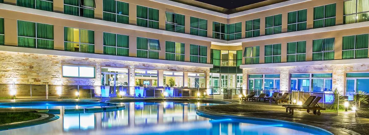 4-star Hotels Howard Johnson Neuquén