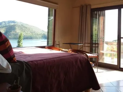 Hostelries Peperina Lago Los Molinos
