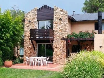 Los Charruas Casas de Playa