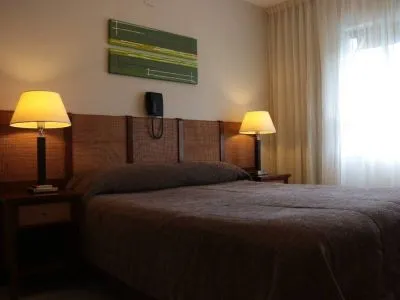 Hoteles 3 estrellas Ayres del Este