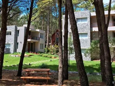 Apart Hoteles Almendra Apartamentos