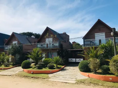 Posada De Los Delfines Cabañas  en  Nueva Atlantis