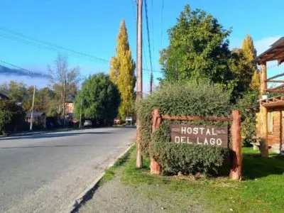 Hostal del Lago Hostelries  in  Lago Puelo