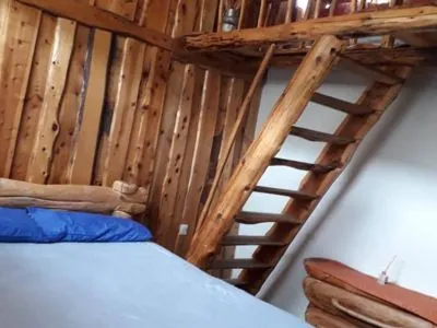 Hostelries Hostal del Lago