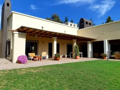 Querencia Lunlunta Lodge Hoteles Boutique  en  Mendoza