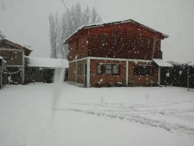 El Puma 2-star Cabins  in  Junín de los Andes