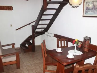 2-star Cabins Apart Rose Garden