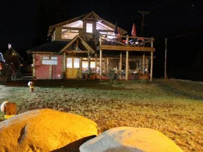 Montaña Negra Hostelries  in  Aluminé