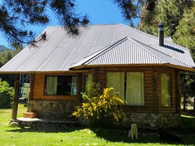 Las Cuatro Lunas Accommodation in Lago Meliquina (30 Km. from San Martín de los Andes)  in  San Martín de los Andes