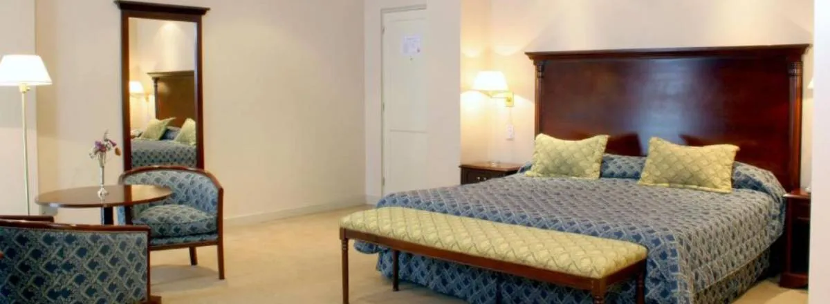 Hoteles 4 estrellas Provincial Plaza