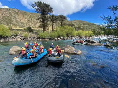 Pehuenia Rafting Rafting/Flotadas  en  Villa Pehuenia