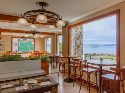 3-star Hotels Costa Ushuaia Hotel