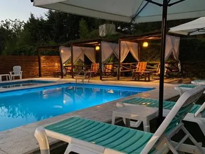 Cuatro Horizontes cabins Cabins  in  Villa General Belgrano