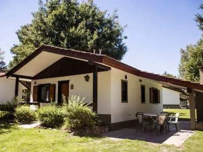 Alpendorf Cabins Cabins  in  Villa General Belgrano