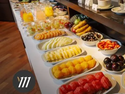 4-star Hotels Yrigoyen 111