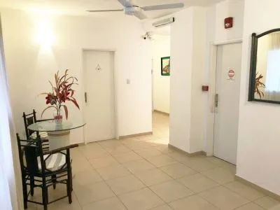 Hoteles Faro del Parque