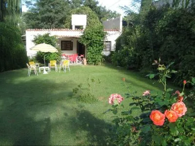La casa de Almirall Cabins  in  Santa Rosa de Calamuchita