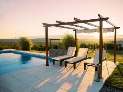 Hoteles 3 estrellas Colinas de Nono