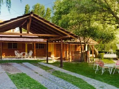 Cabañas 3 estrellas Villa Kins