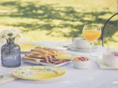 Hostelries La Caballeriza