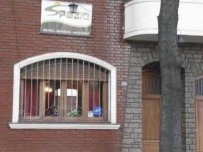 Spazio Hostel y Break Hostales  en  Mendoza
