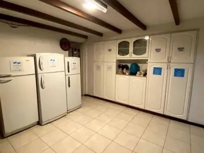 Boarding-houses Gorilla