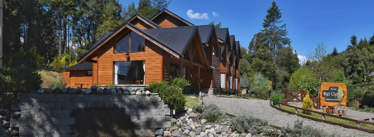 Hosterías 3 estrellas Posada del Ciprés