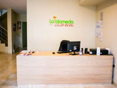 Apart Hoteles La Alameda