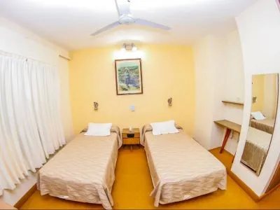 Hoteles Hotel Eduardo V