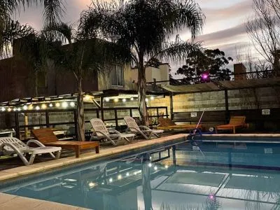 Fuente De Vida Apart Hoteles  en  Colón