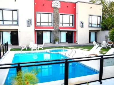 Jak Colon Apart Hoteles 3 estrellas  en  Colón