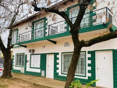 Mi Rio Bungalows 1 estrella  en  Colón