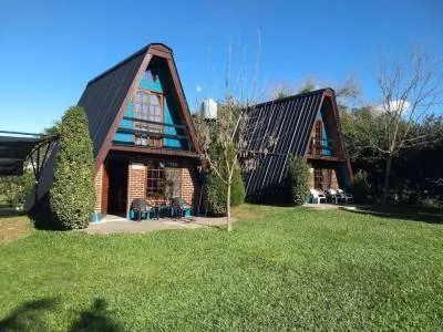 Cabañas Los Tres Soles Cabañas  en  Colón