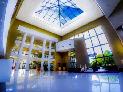 Resorts Arena Resort