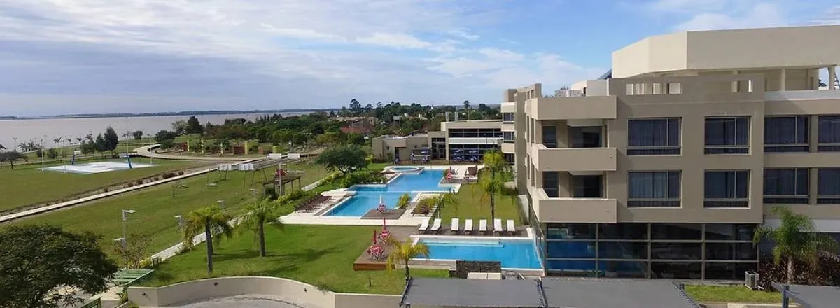 Resorts Arena Resort