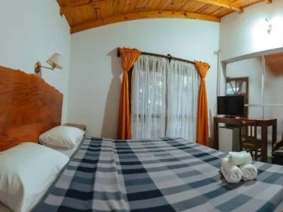 Lodges Palo Rosa Lodge