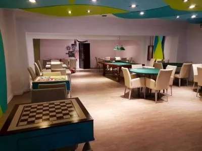 Hotels Hotel Platino